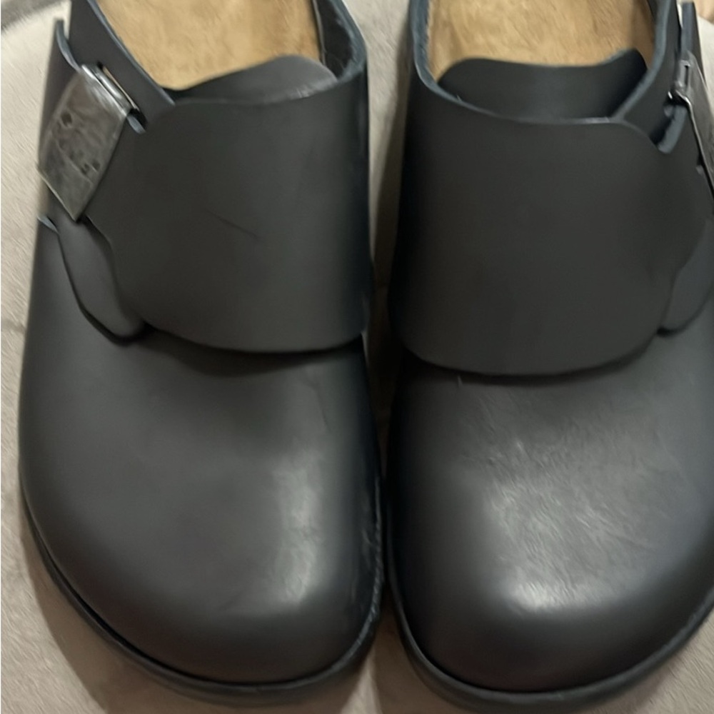 Men’s 10 Birkenstock